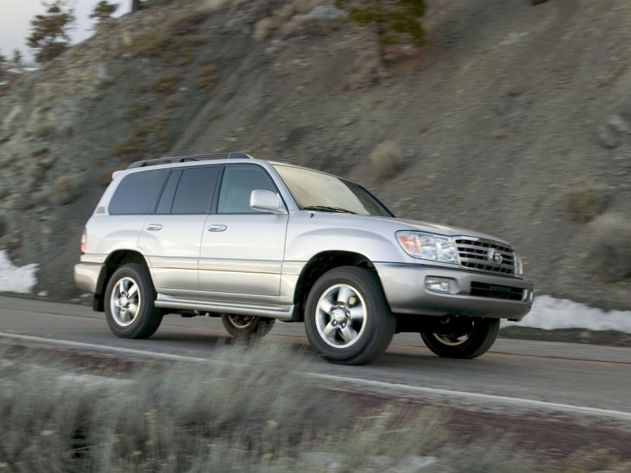  Toyota Land Cruiser 100 2005 года  (US) (фото 2 из 16)